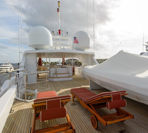 The 43m Yacht FAR FROM IT