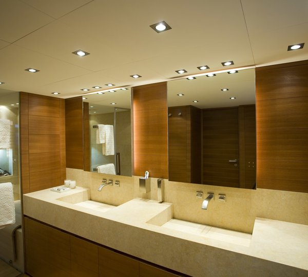 Main Master Bath Aboard Yacht SEAKID