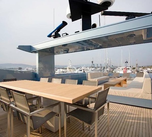 Deck Eating/dining On Yacht SEAKID