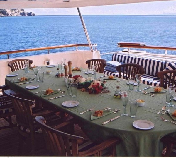 External Eating/dining Furniture On Board Yacht LADY ROSE
