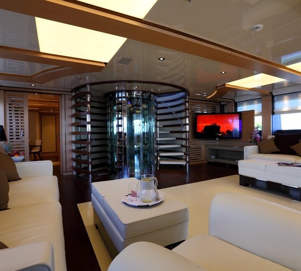 The 46m Yacht 2 LADIES