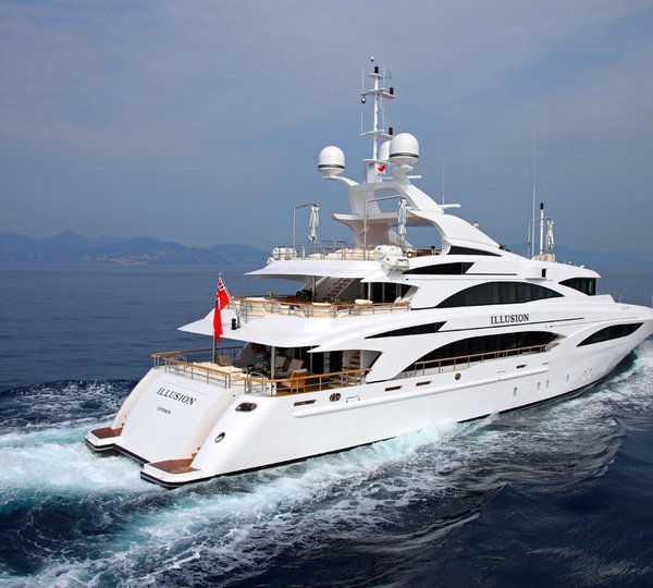 Aft Aspect Aboard Yacht WILD ORCHID I