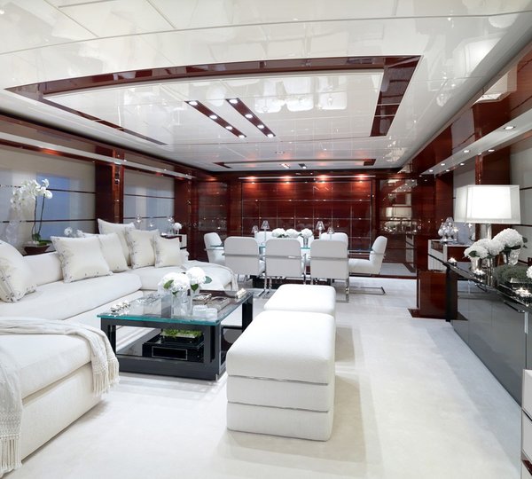 Premier Saloon On Board Yacht WILD ORCHID I