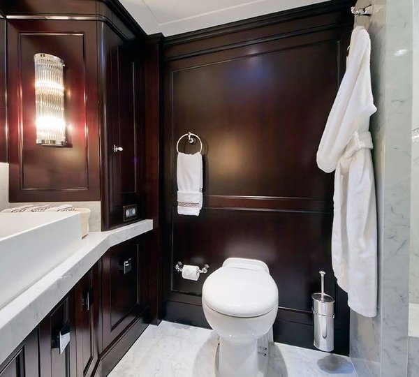 Main Master En Suite On Yacht GWEILO