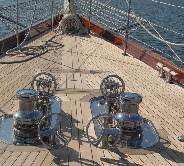 Deck On Yacht GWEILO