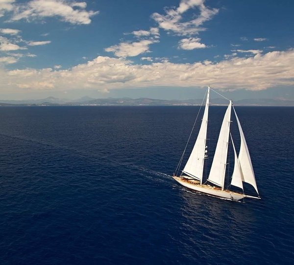 Landscape On Yacht GWEILO