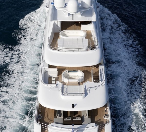 Cruising Aboard Yacht INCEPTION
