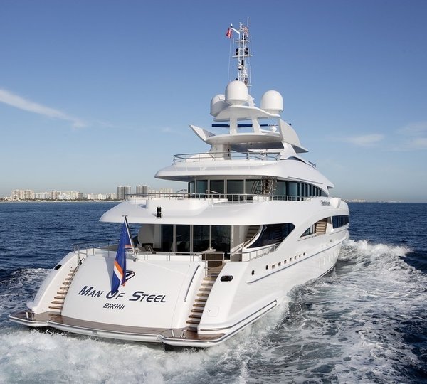 Aft: Yacht INCEPTION's Cruising Image