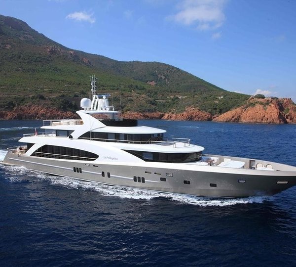 Cruising Aboard Yacht LA PELLEGRINA