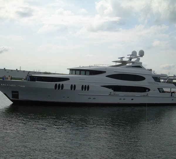 The 50m Yacht LADY SURA