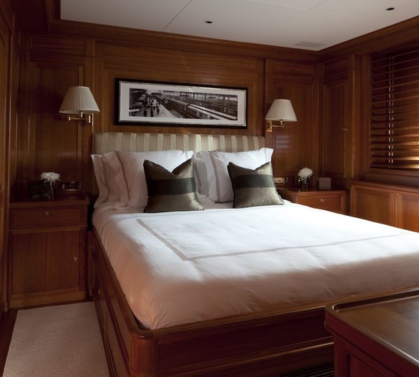 Guest's Cabin Aboard Yacht LUNA