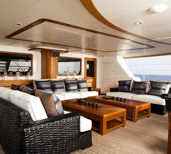 Sky-lounge External On Board Yacht LUNA