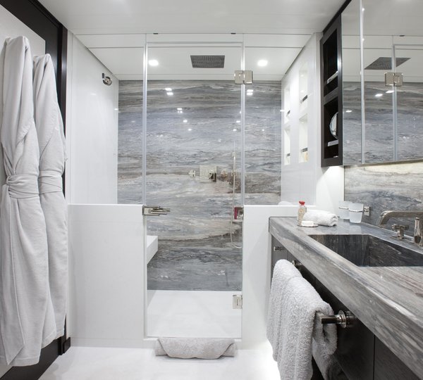 The 53m Yacht MIRAGE