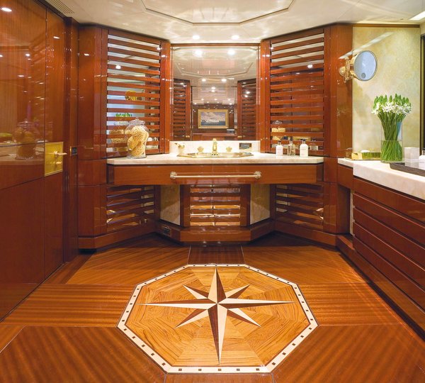 Study Bath Aboard Yacht BAD GIRL