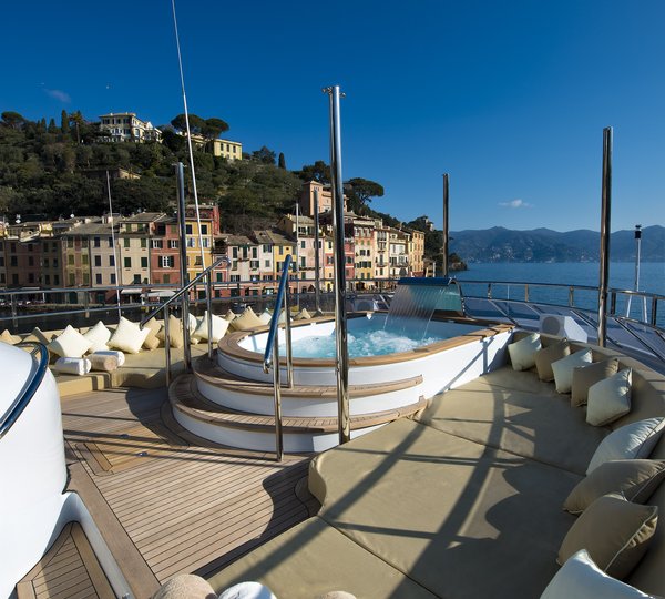 The 56m Yacht THE WELLESLEY