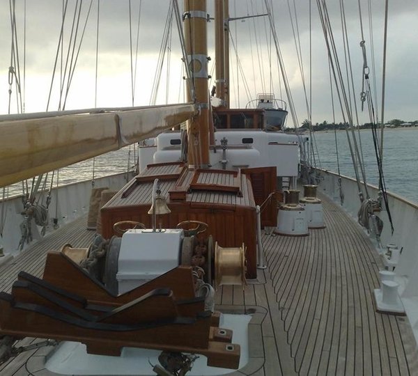 The 57m Yacht FLEURTJE