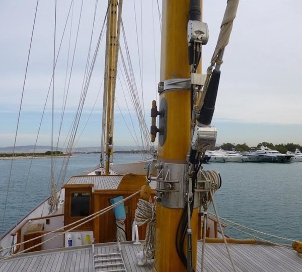 The 57m Yacht FLEURTJE