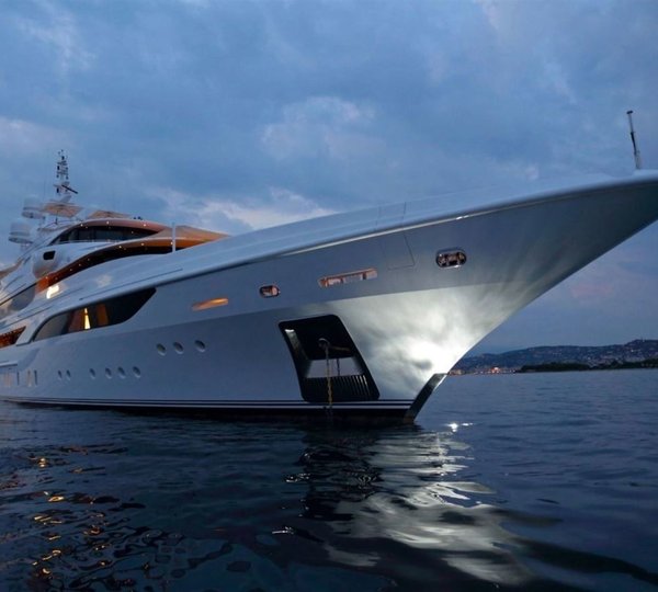 The 60m Yacht FORMOSA