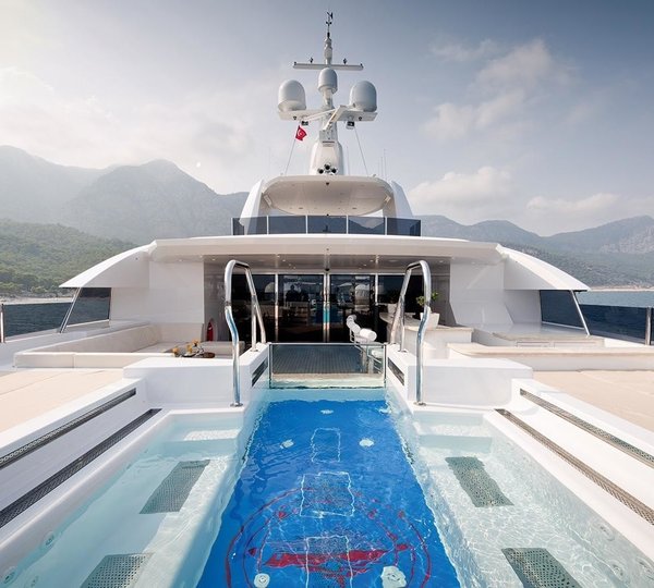 Life On Board Yacht IRIMARI