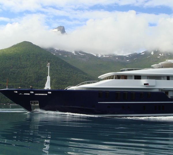 The 68m Yacht TRIPLE SEVEN