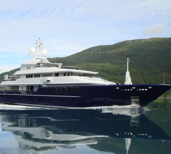 The 68m Yacht TRIPLE SEVEN