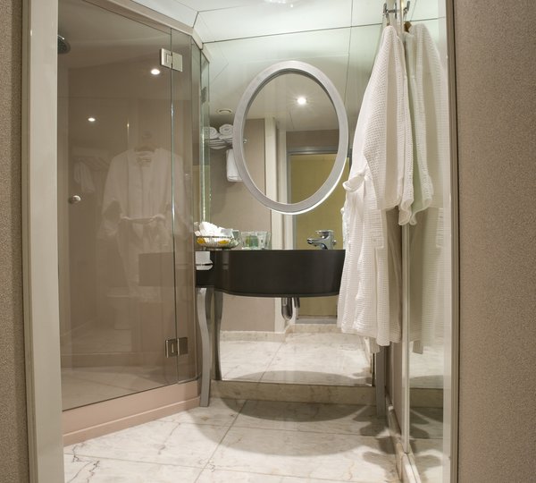 The 68m Yacht VARIETY VOYAGER