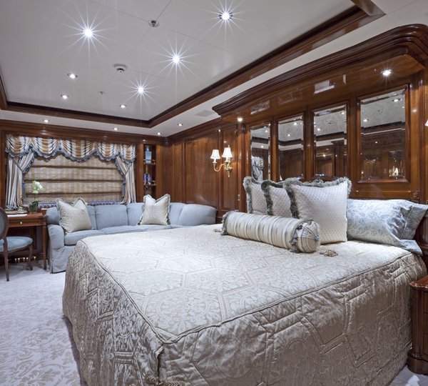 The 70m Yacht MARTHA ANN