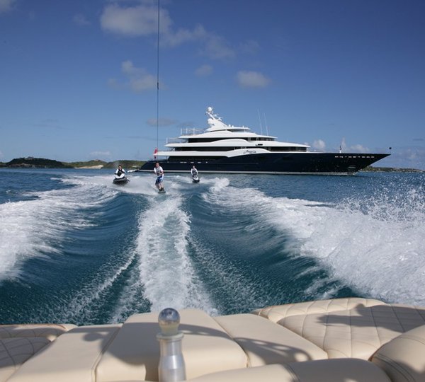 The 78m Yacht AMARYLLIS