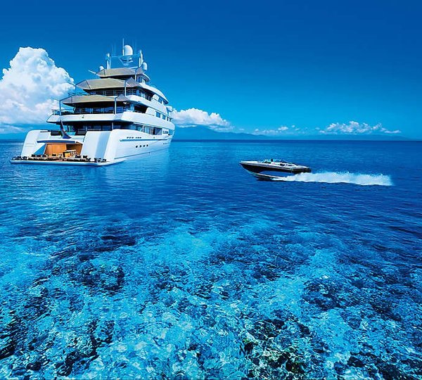 The 89m Yacht ILLUSION