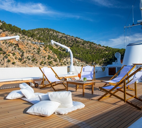 Exterior Relaxation Area