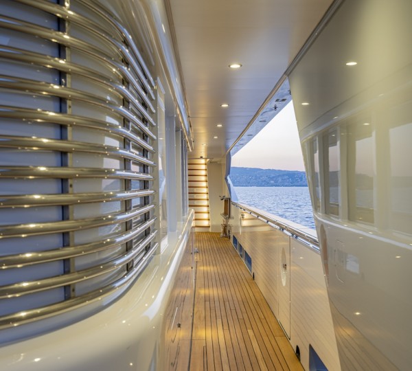 Side Deck