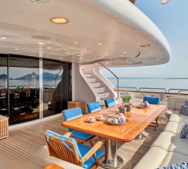 Exterior Dining Area