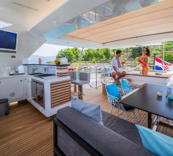 Exterior Relaxation Area