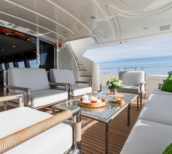 Aft Deck Seating