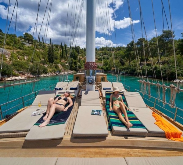 Exterior Relaxation Area