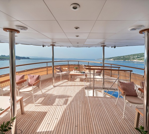 Exterior Relaxation Area