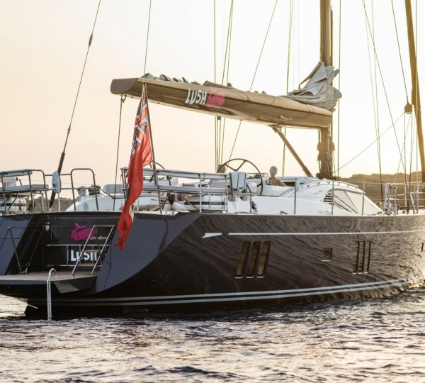 Superyacht LUSH