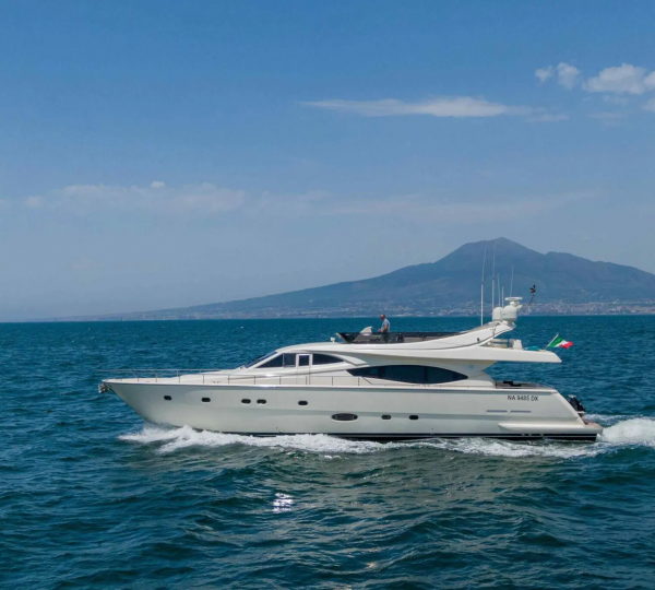Superyacht PAMPERO
