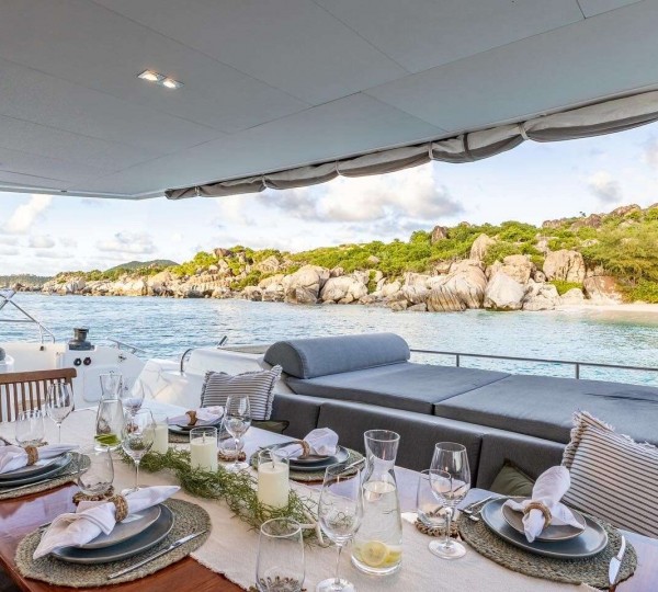 Luxury Yacht TRUE STORY - Aft Deck