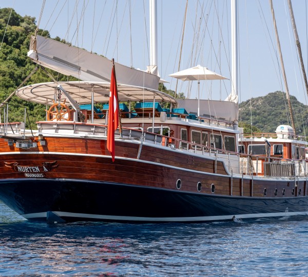 Superyacht NURTEN A