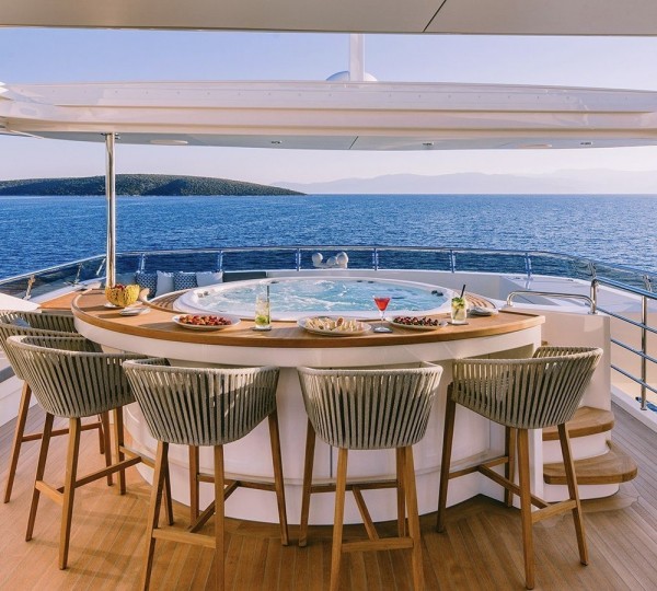 Seating Around Jacuzzi