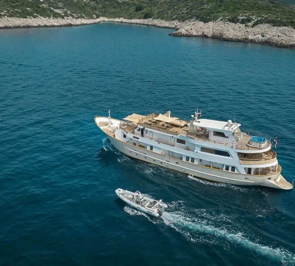  LA PERLA Yacht