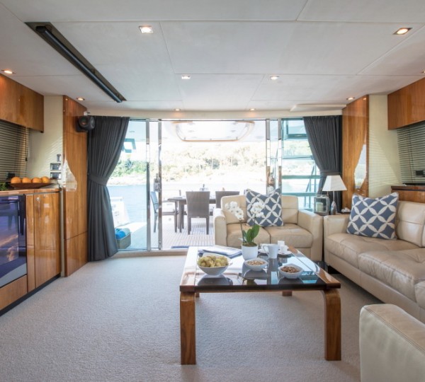 Main Salon Alternative View