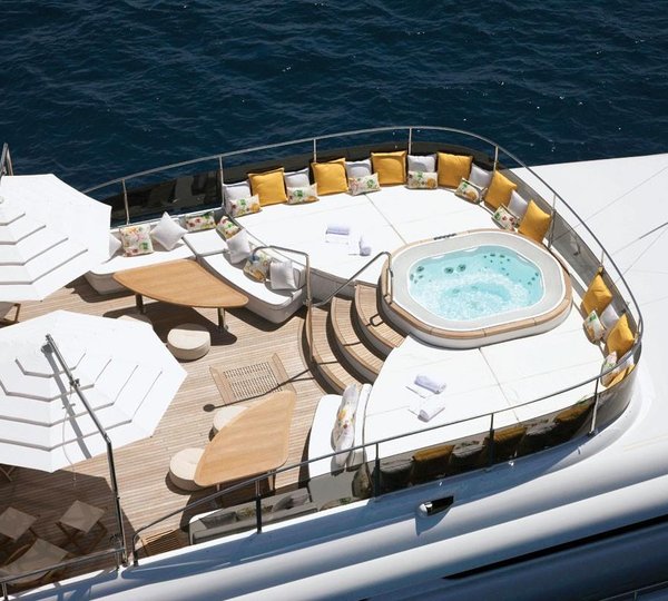 43m BARON TRENCK - Sundeck