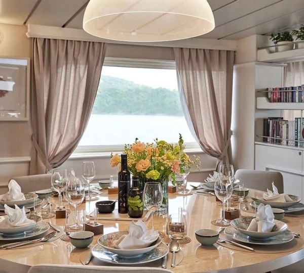 Dining Area And Saloon