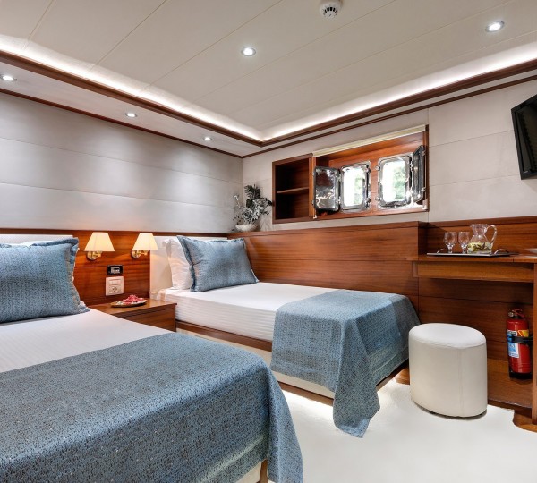 Alessandro Interior - Twin cabin