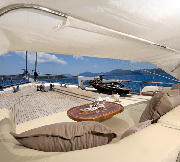 Alessandro Exterior - Sunbeds