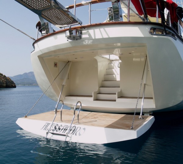 Alessandro Exterior - Swimming platform