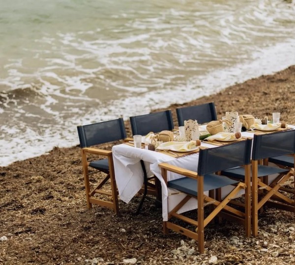 Beach Dining
