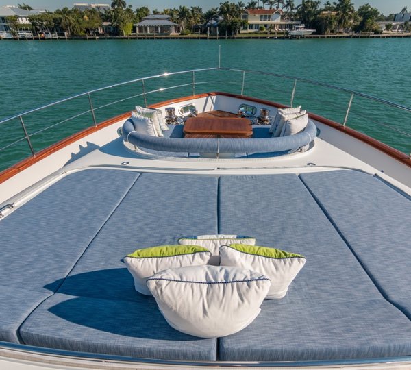 Bow Sunpads And Seating